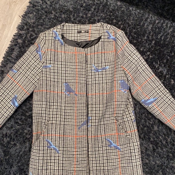 Coat - Picture 2 of 3